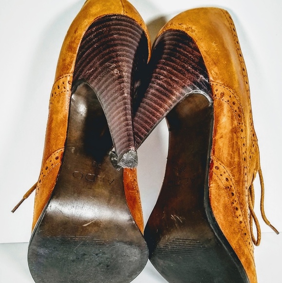 Tan Aldo laced heels! - Picture 3 of 8
